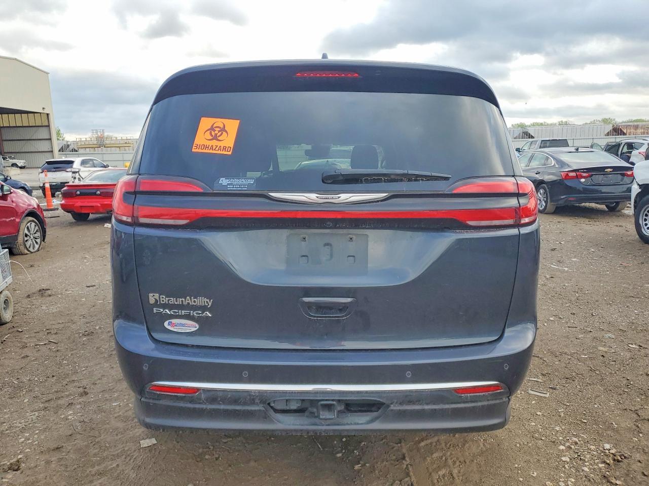 2021 CHRYSLER Pacifica