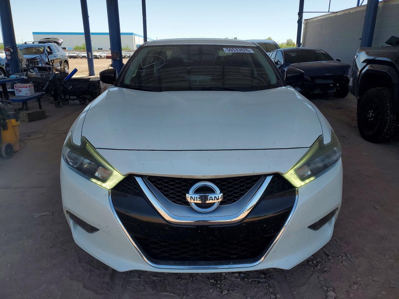 2017 NISSAN Maxima