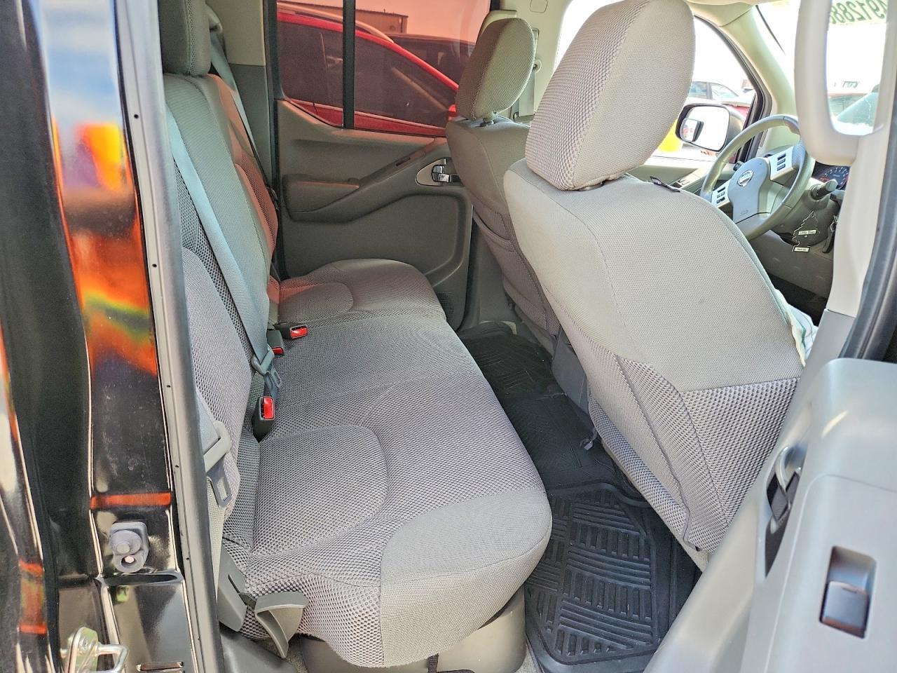 2017 NISSAN Frontier