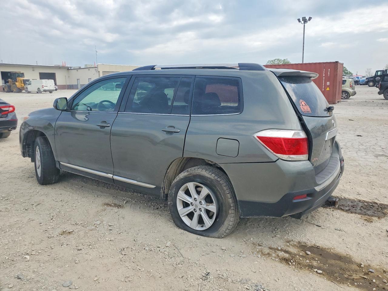 2013 TOYOTA HIGHLANDER