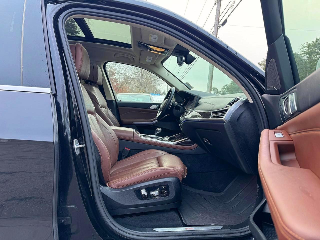 2020 BMW X7