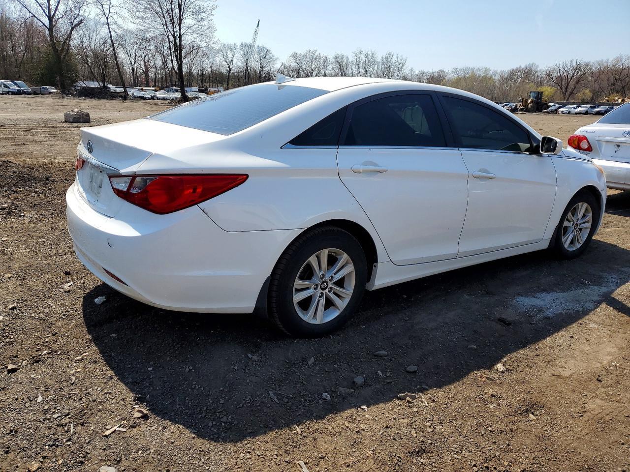 2012 HYUNDAI SONATA