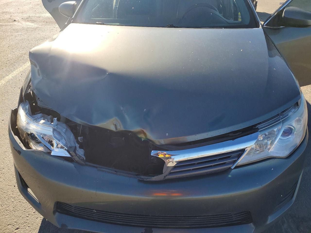 2014 TOYOTA CAMRY