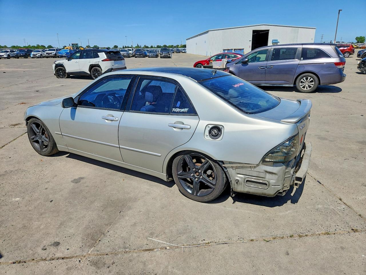 2001 LEXUS IS 300