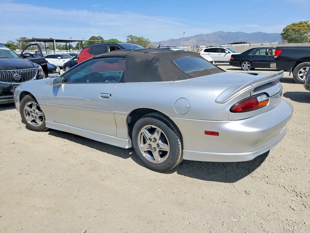 2000 CHEVROLET Camaro
