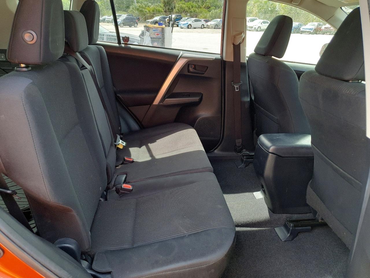 2016 TOYOTA RAV4