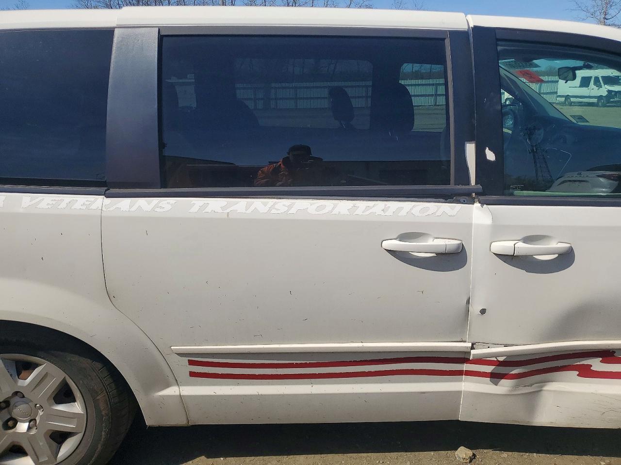 2011 DODGE GRAND CARAVAN
