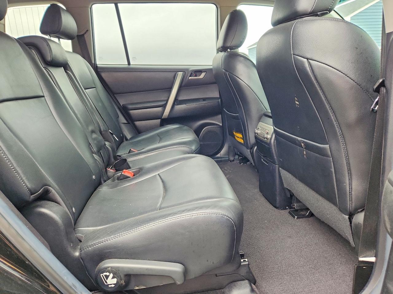 2013 TOYOTA HIGHLANDER