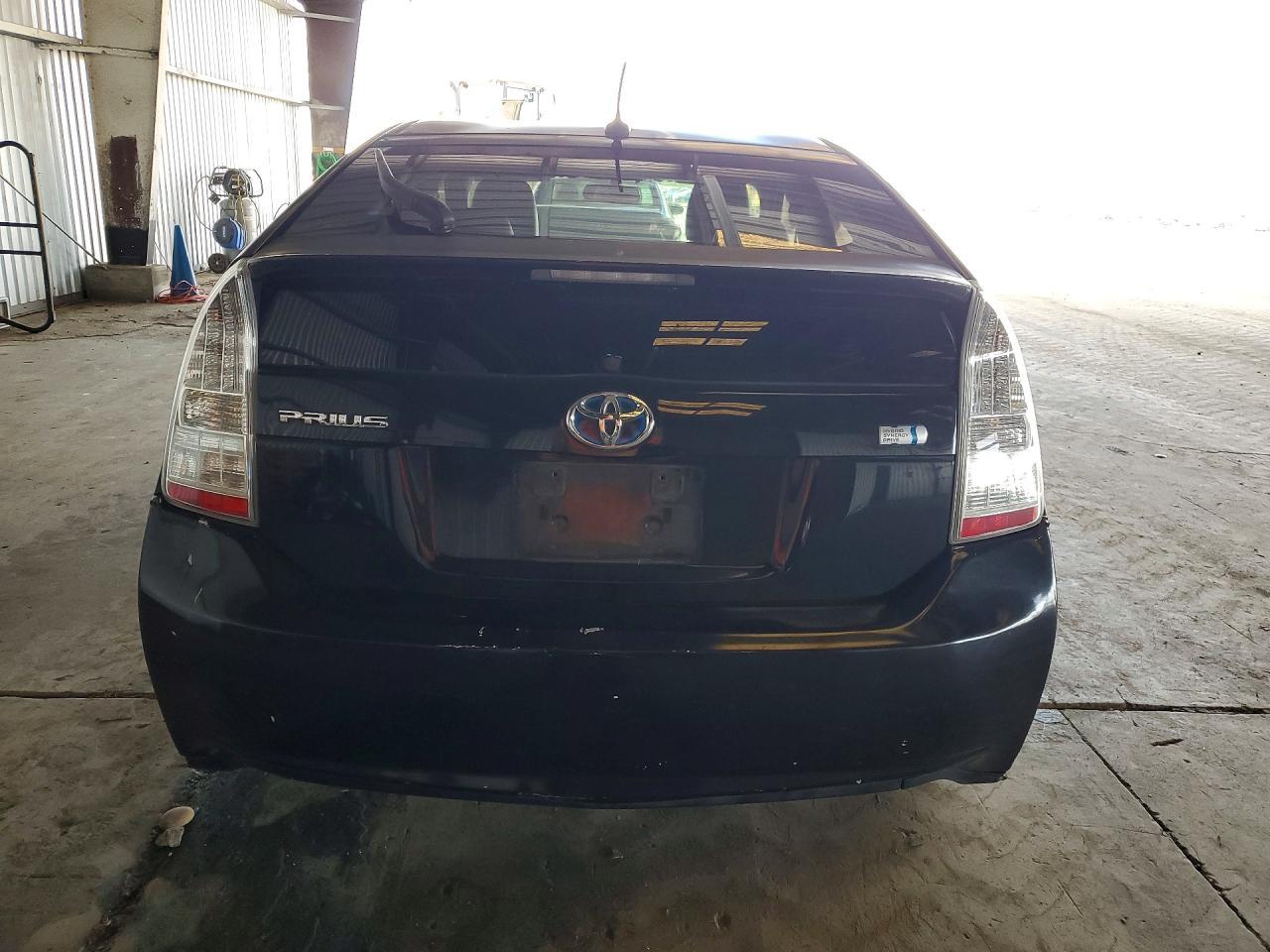 2011 TOYOTA PRIUS