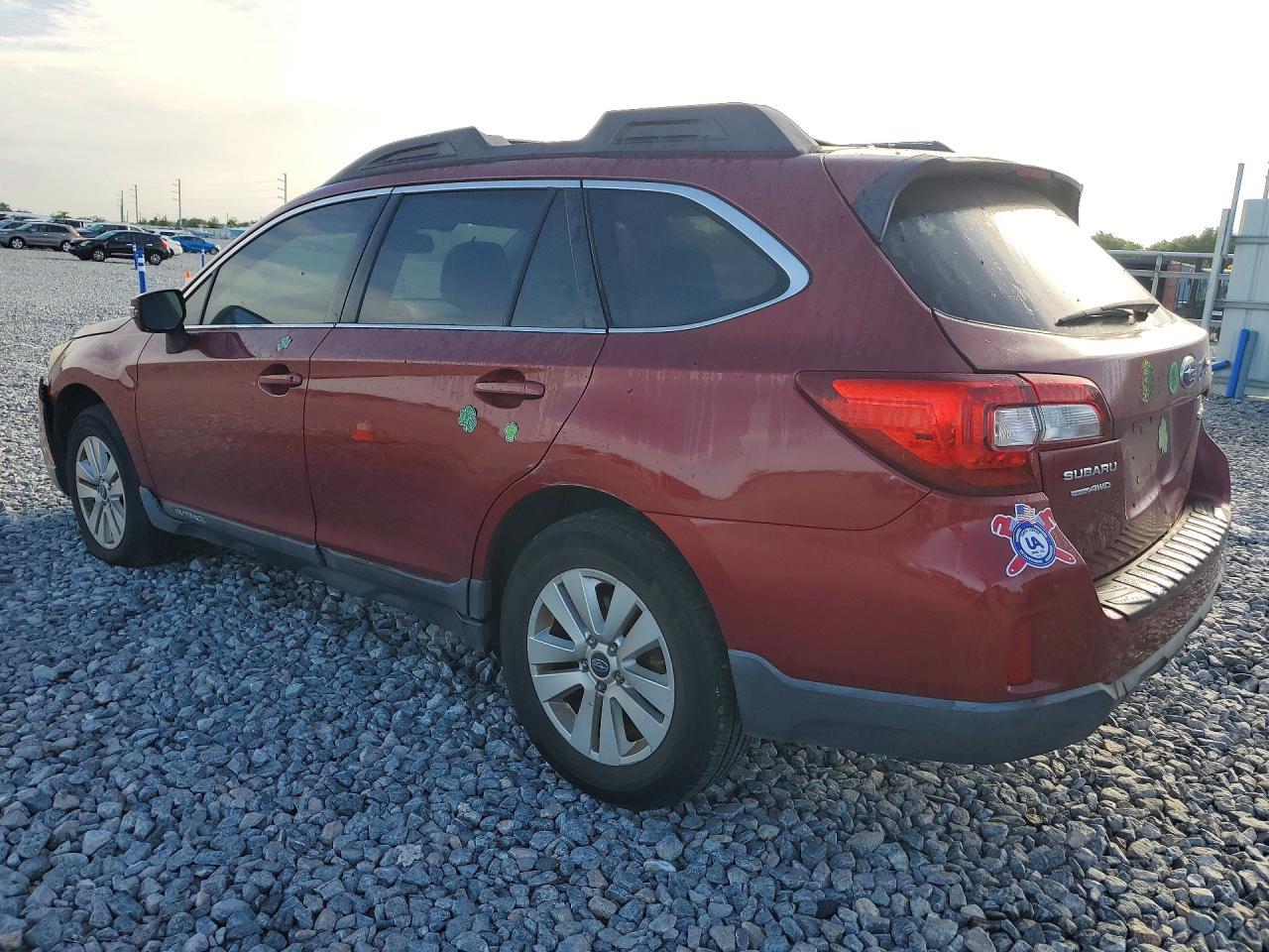 2015 SUBARU Outback