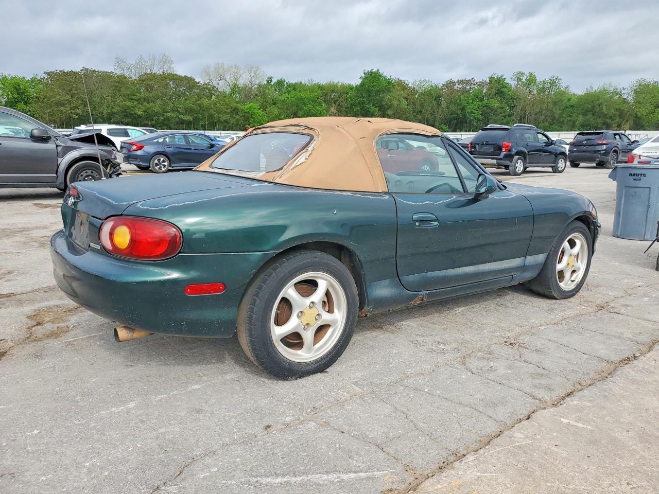 1999 MAZDA MX-5 Miata