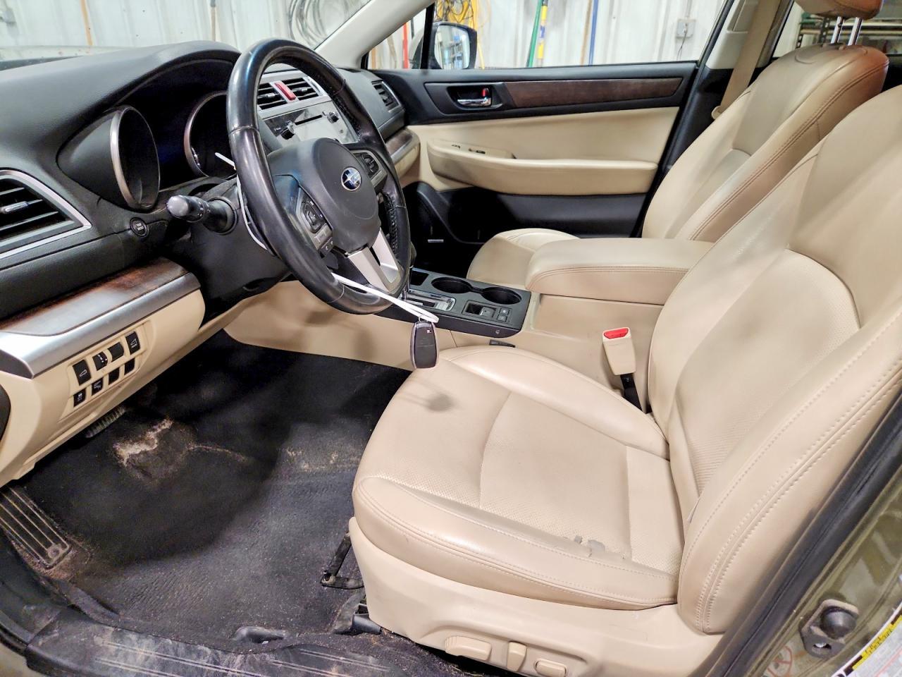 2015 SUBARU Outback