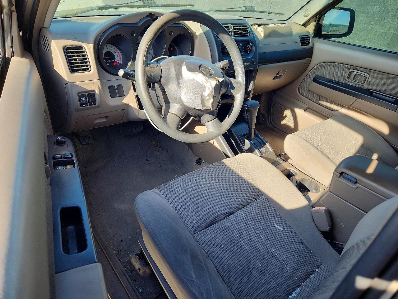 2004 NISSAN Frontier