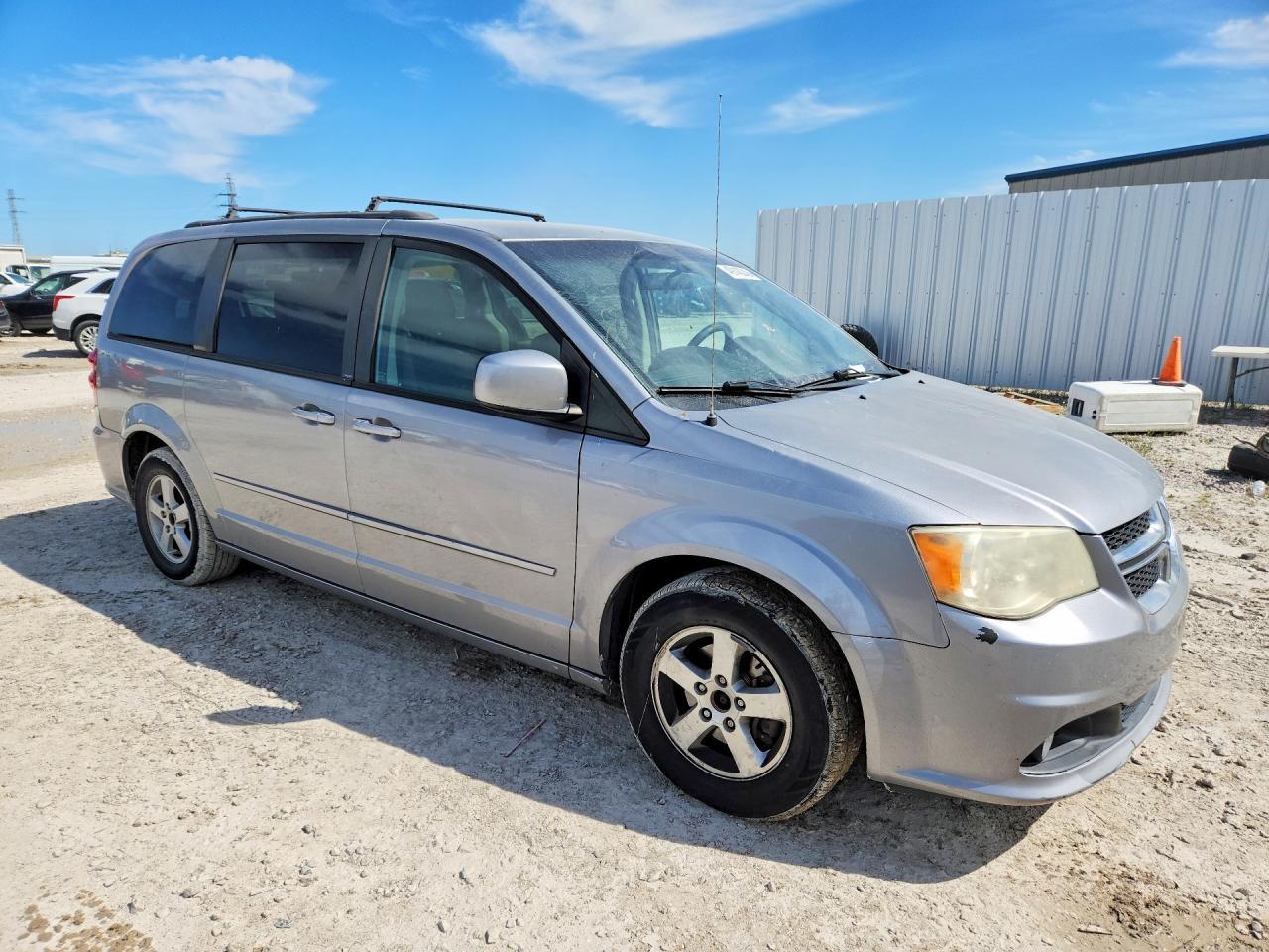 2013 DODGE GRAND CARAVAN