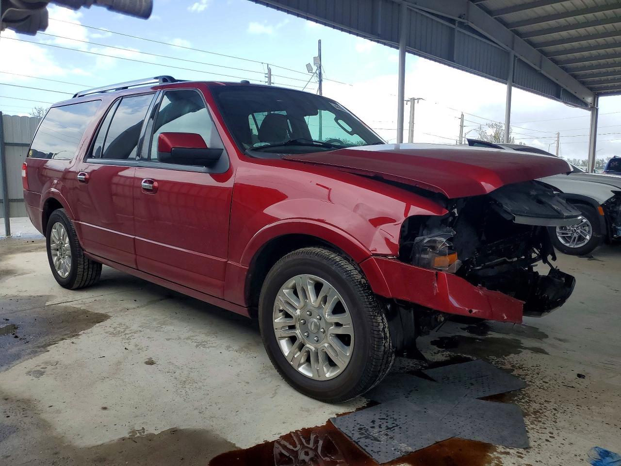 2013 FORD Expedition