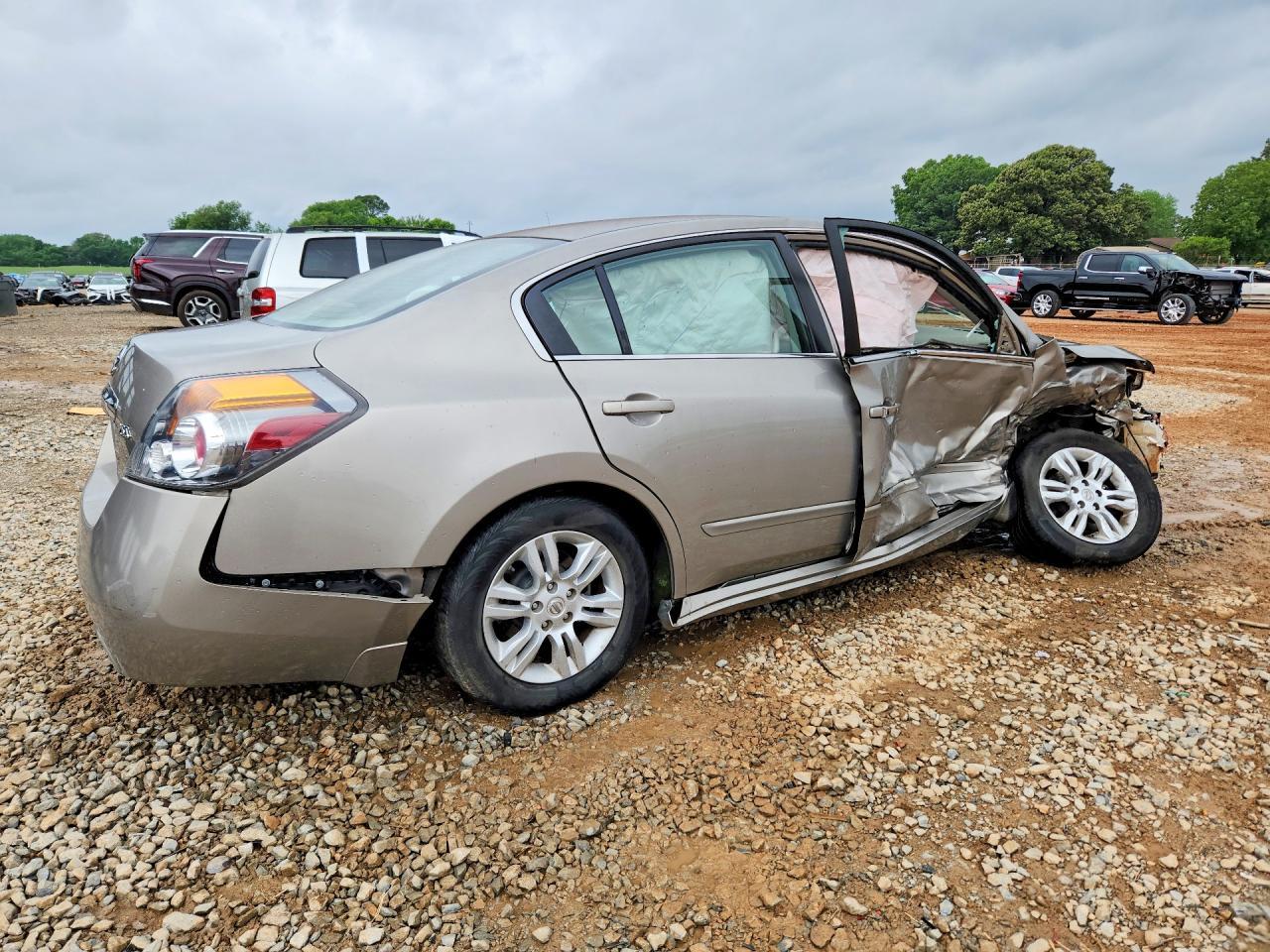 2012 NISSAN ALTIMA
