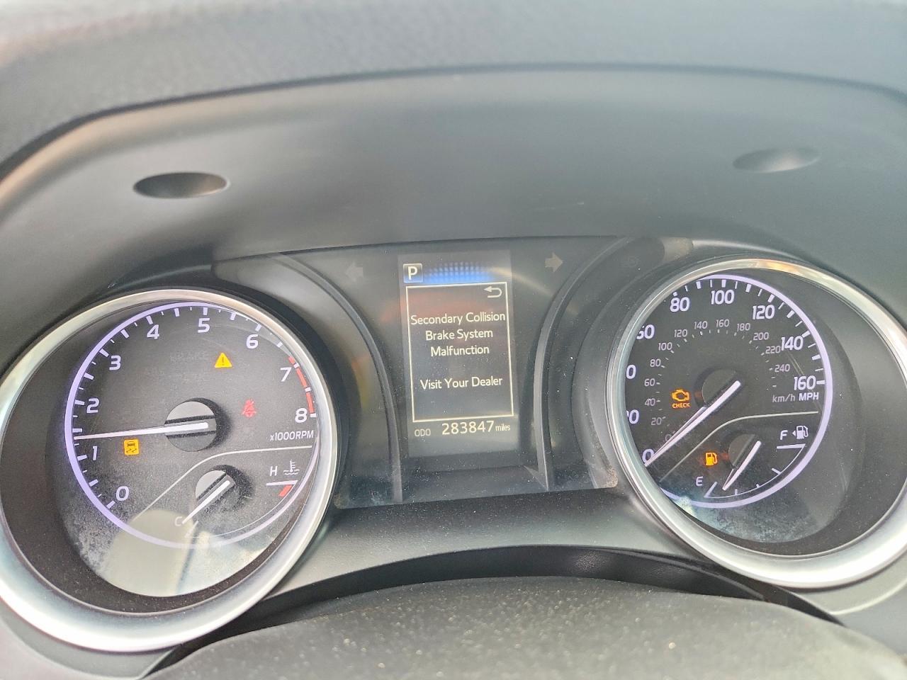 2018 TOYOTA CAMRY