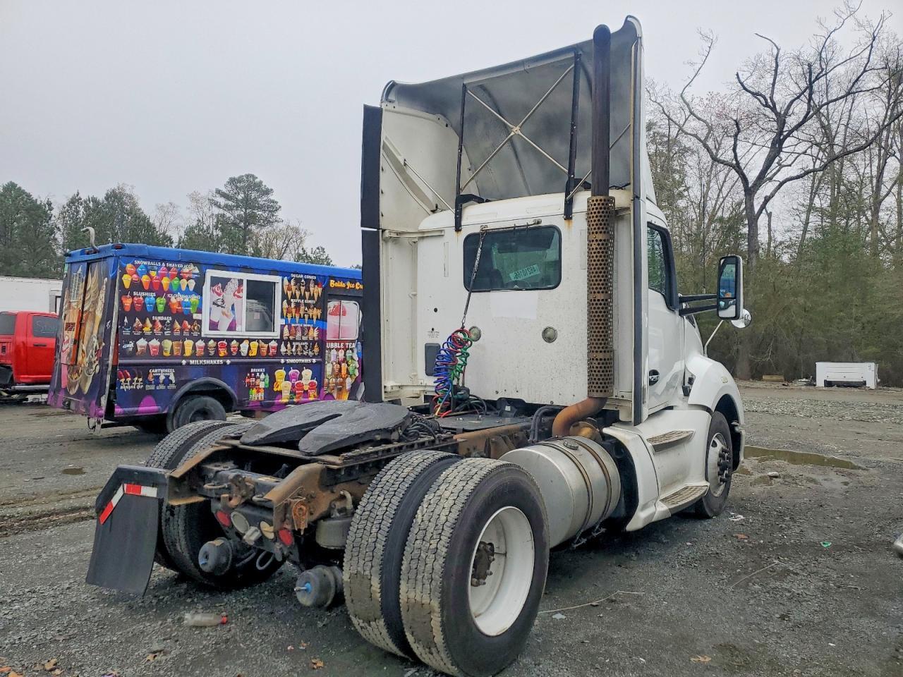 2014 KENWORTH Construction