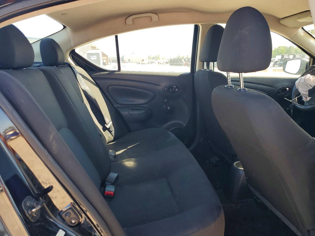 2018 NISSAN VERSA