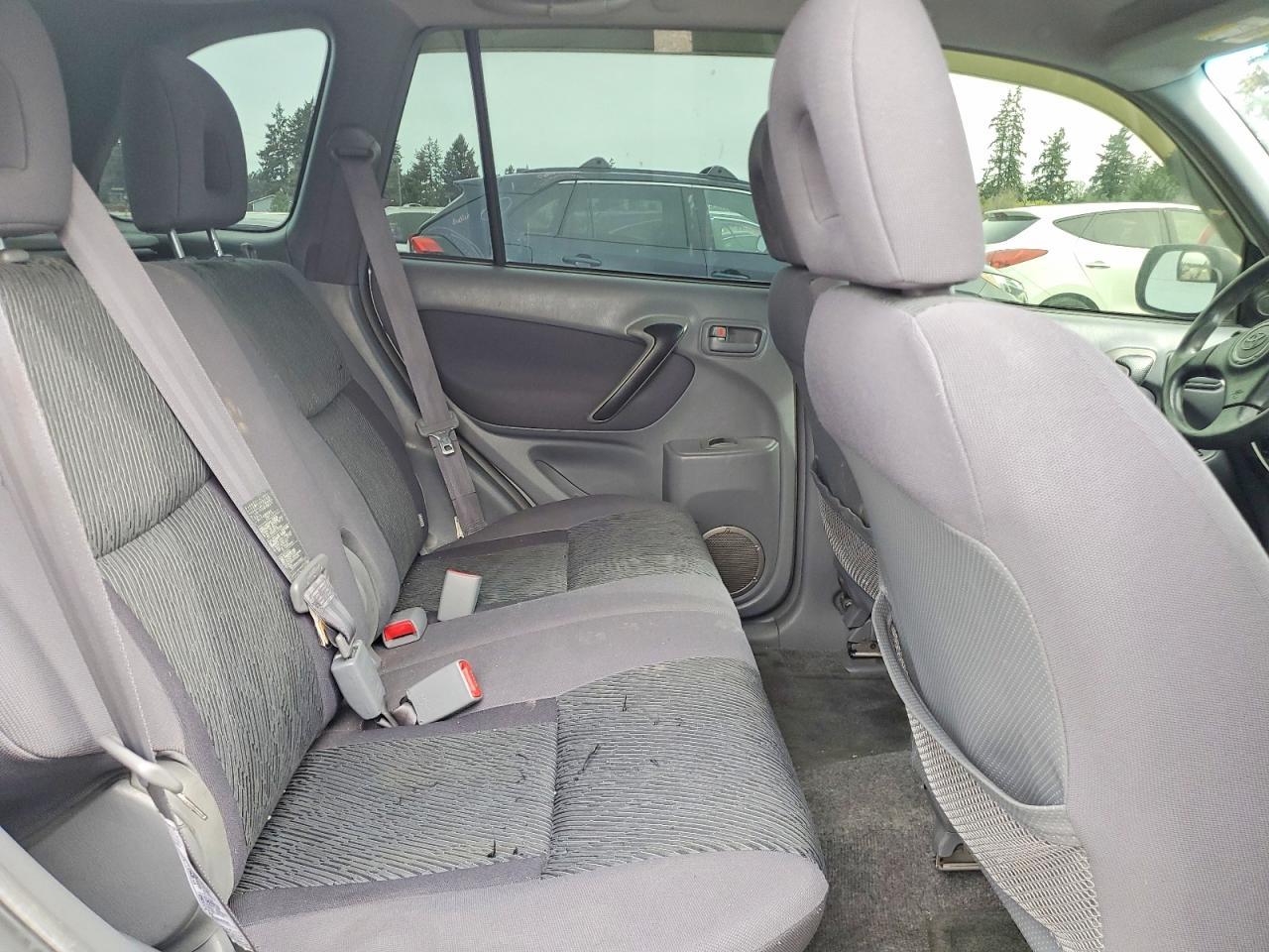 2002 TOYOTA RAV4