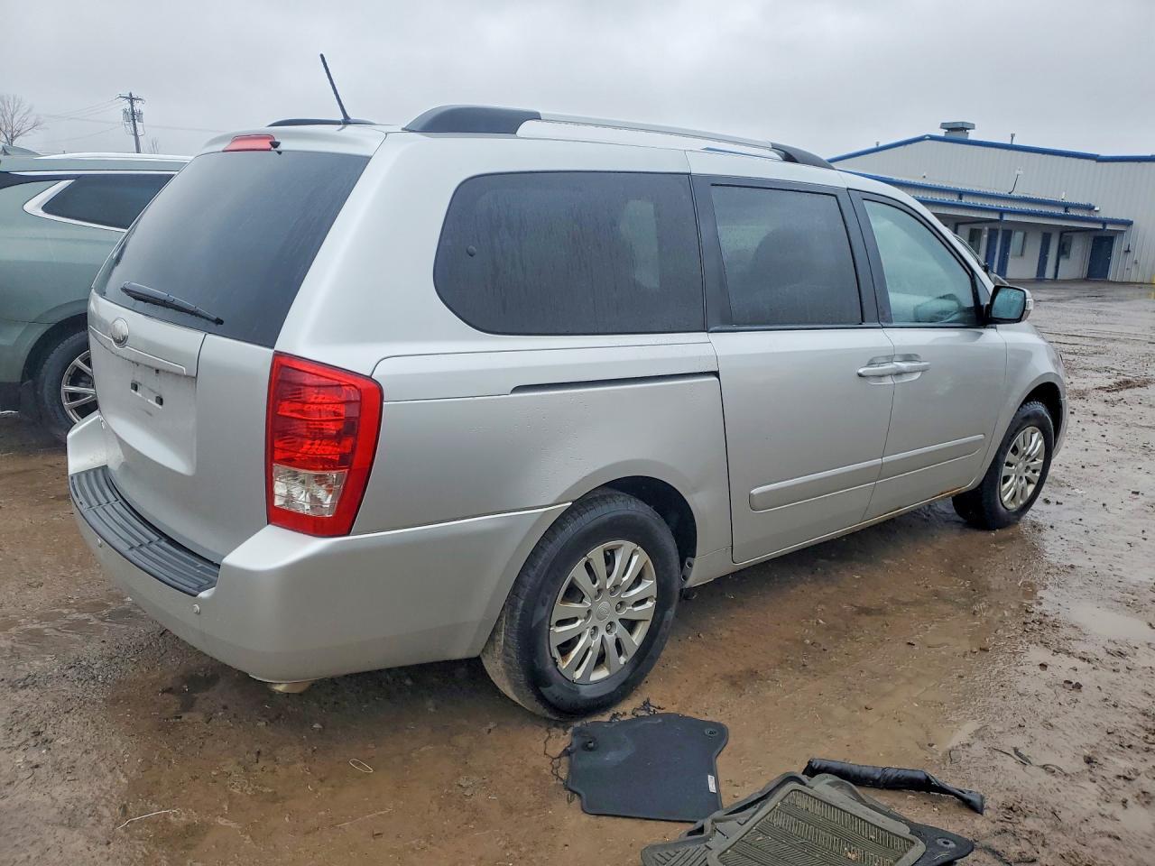 2014 KIA SEDONA