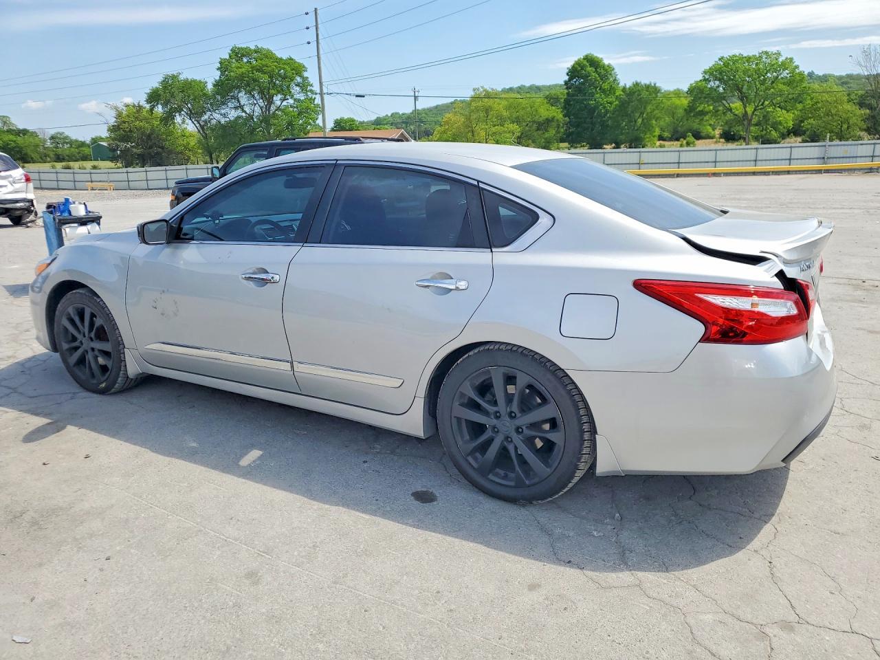 2016 NISSAN ALTIMA