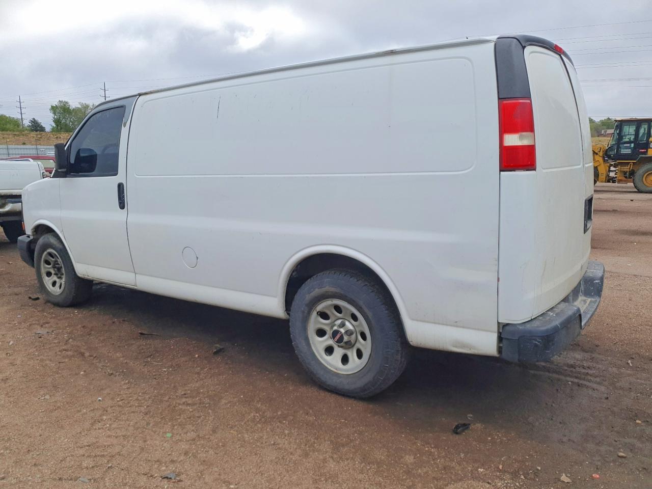 2013 GMC Savana