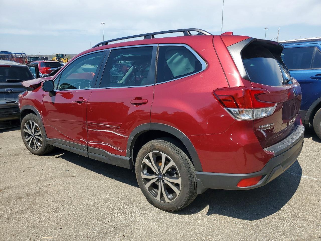 2023 SUBARU FORESTER