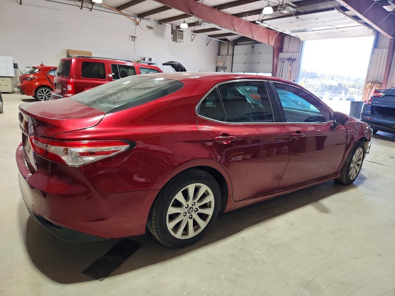 2018 TOYOTA CAMRY