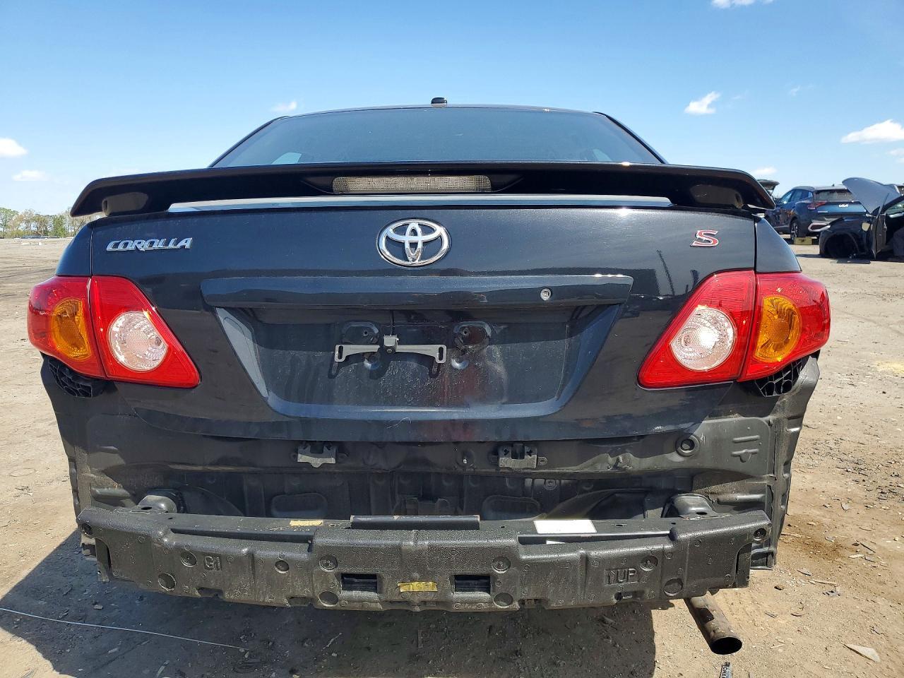 2010 TOYOTA COROLLA