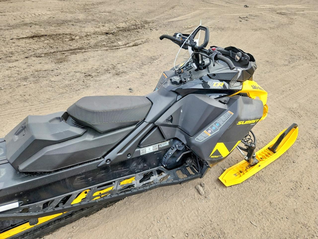 2024 SKI-DOO Summit