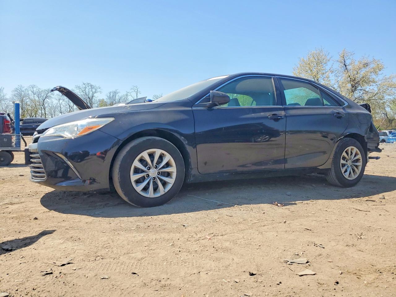 2017 TOYOTA CAMRY