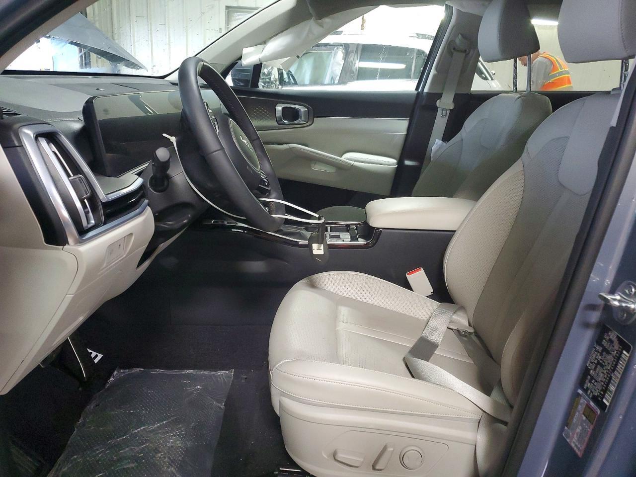 2025 KIA SORENTO