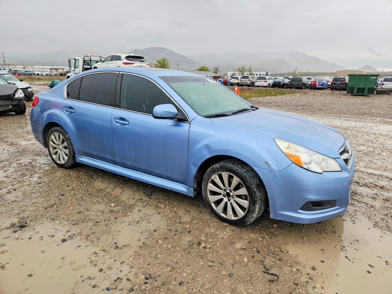 2010 SUBARU Legacy