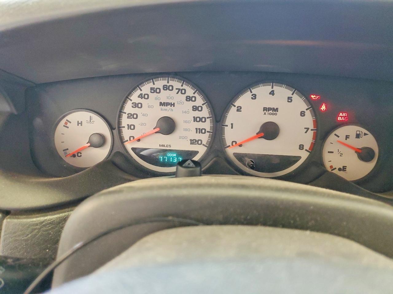2005 DODGE Neon