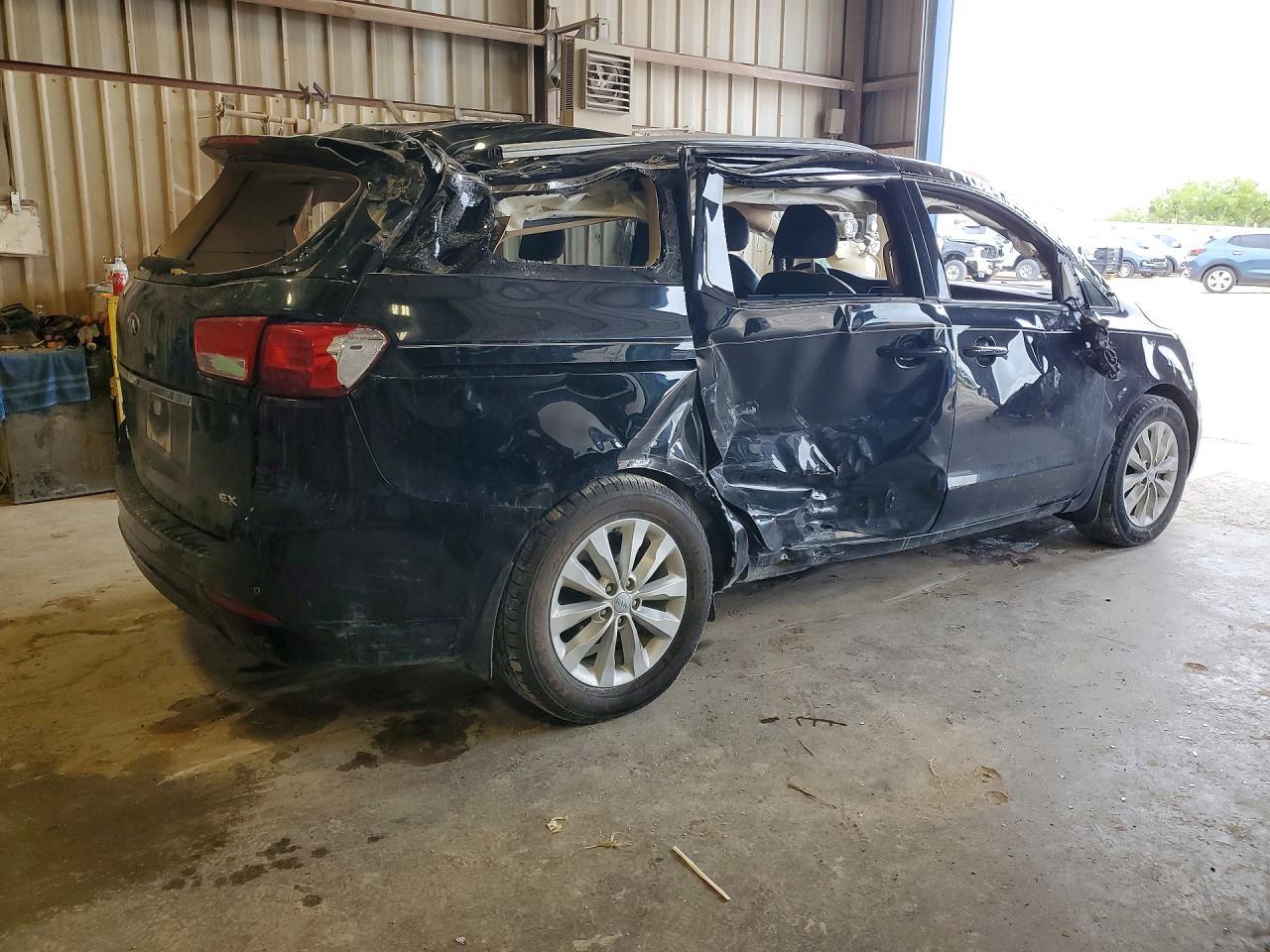 2016 KIA SEDONA