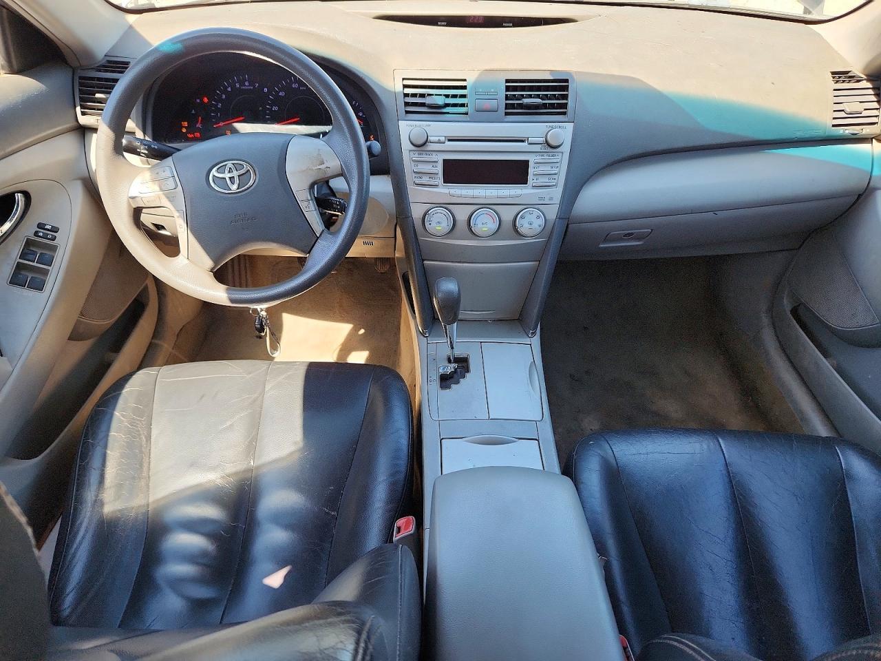 2011 TOYOTA CAMRY