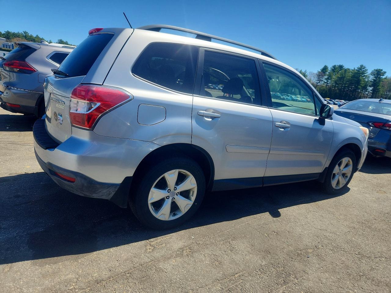 2015 SUBARU FORESTER