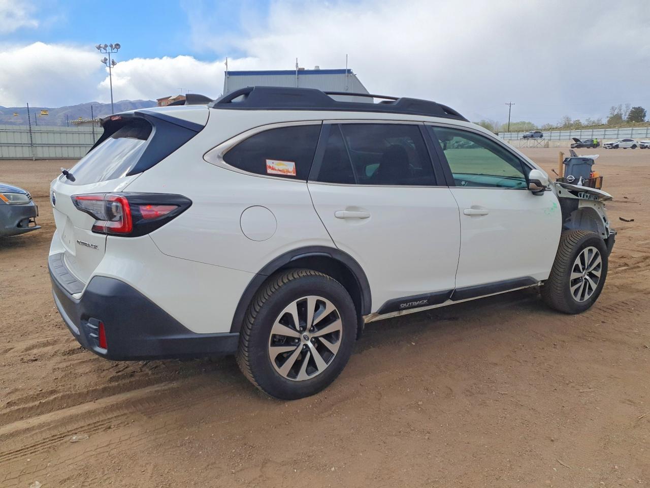 2020 SUBARU Outback