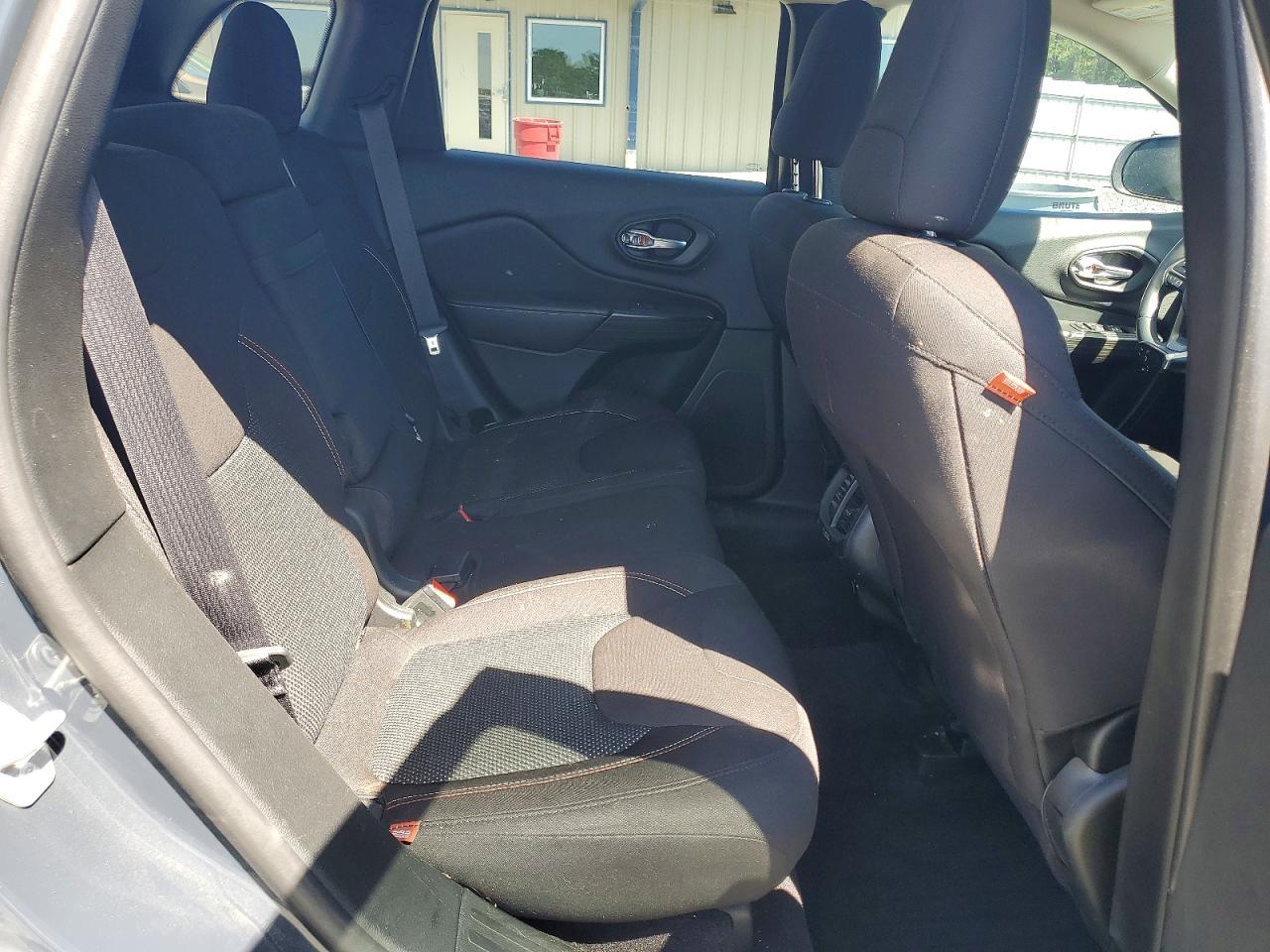 2017 JEEP CHEROKEE