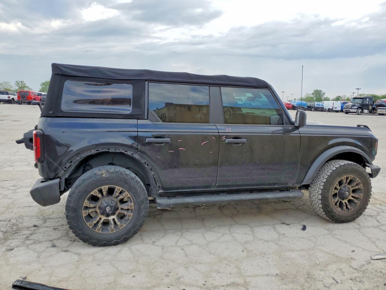 2022 FORD Bronco
