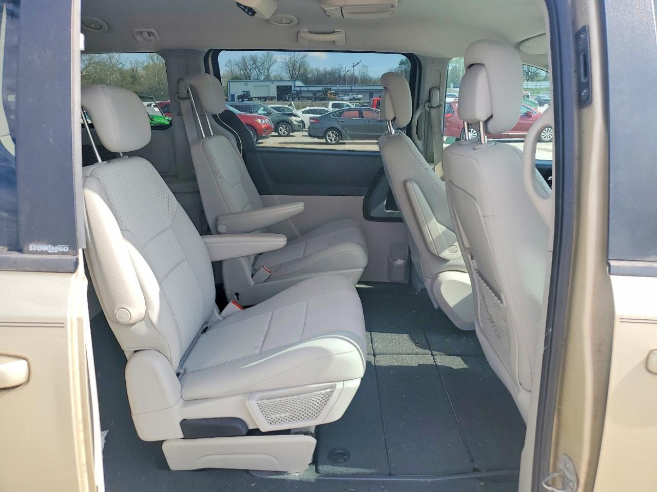 2010 DODGE GRAND CARAVAN