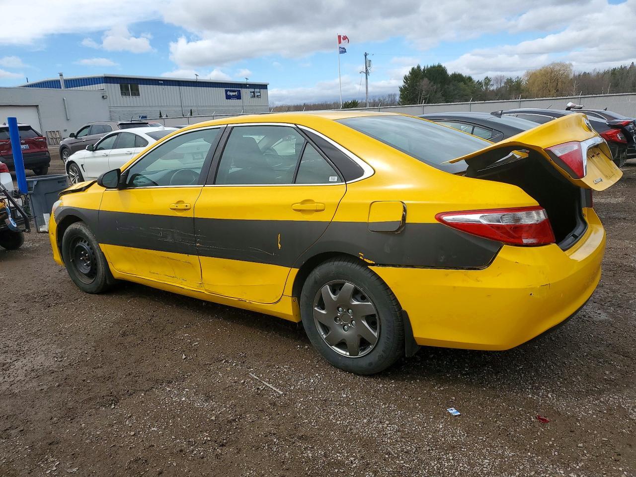 2015 TOYOTA CAMRY