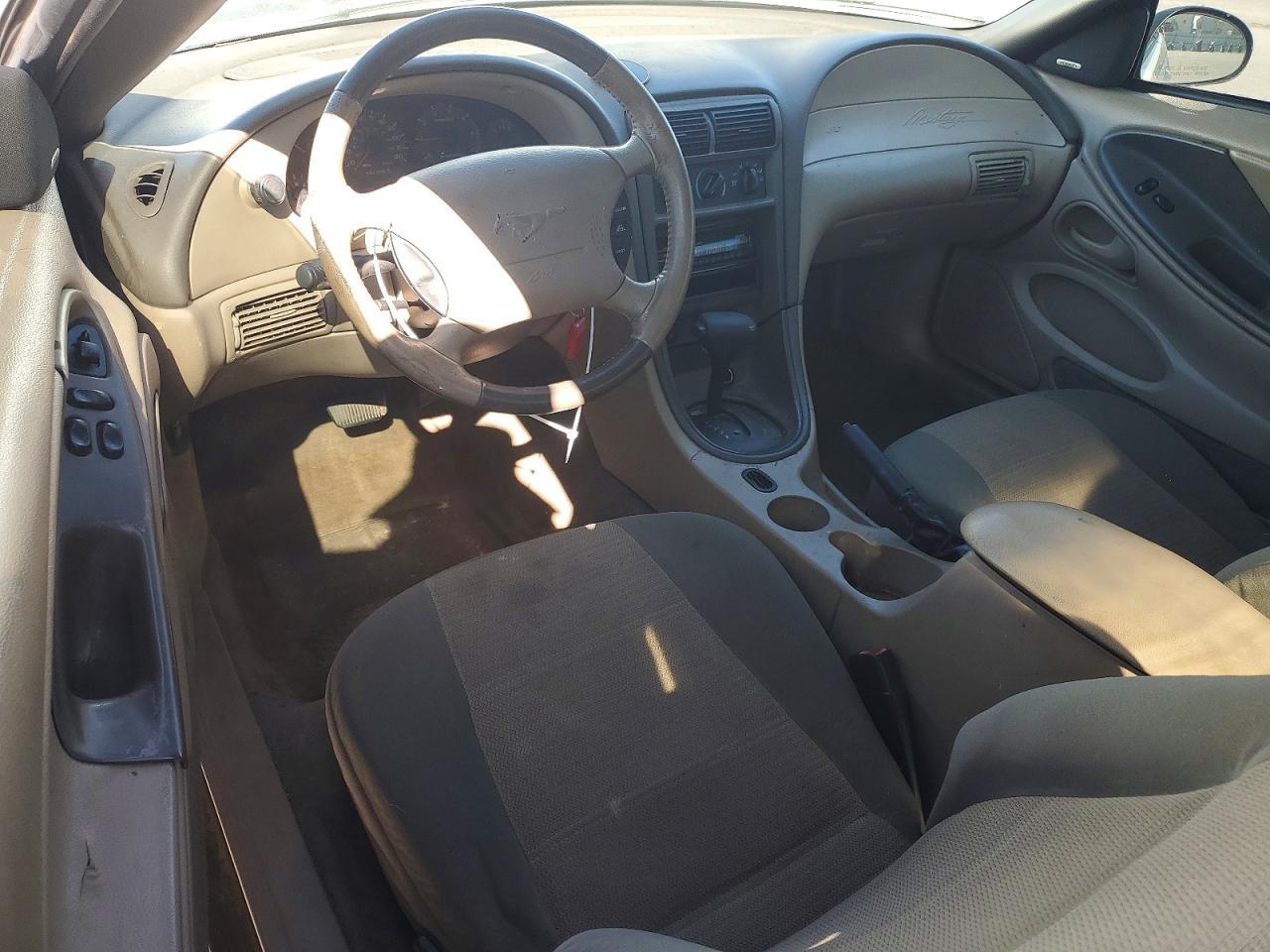 2004 FORD MUSTANG