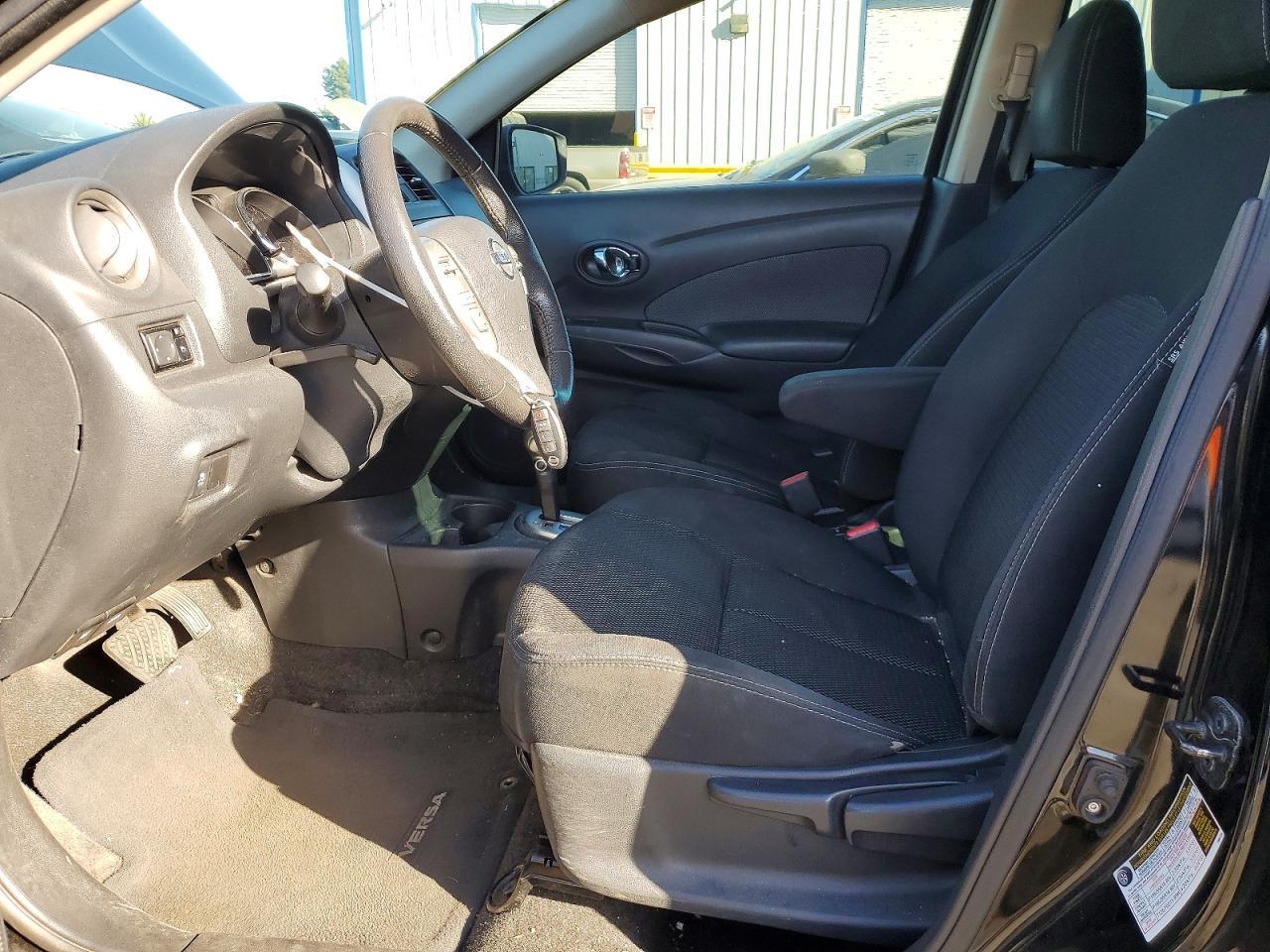 2016 NISSAN VERSA