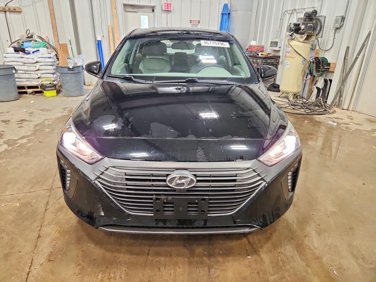 2017 HYUNDAI Ioniq