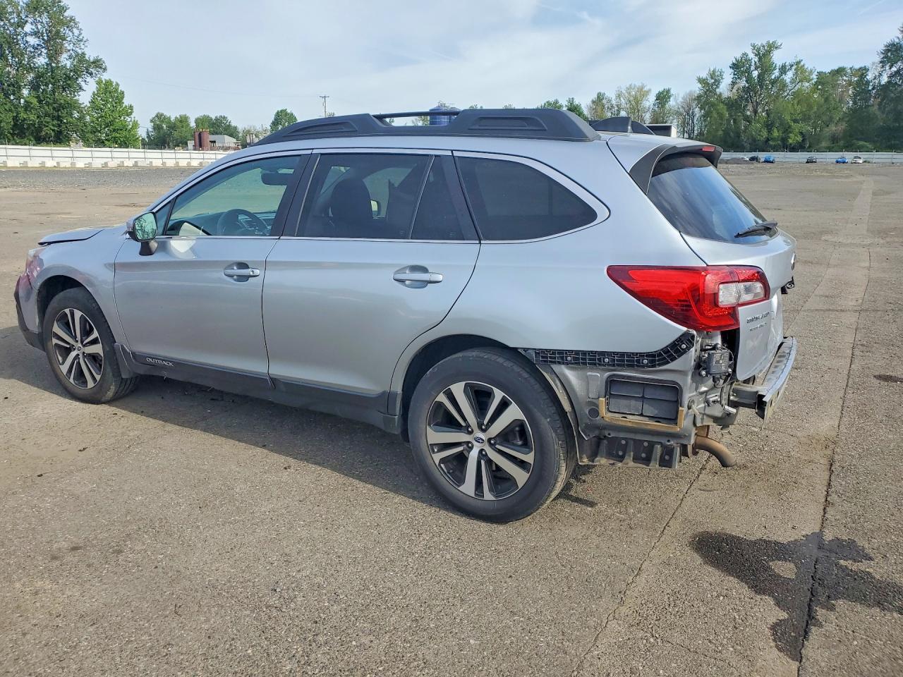 2019 SUBARU Outback
