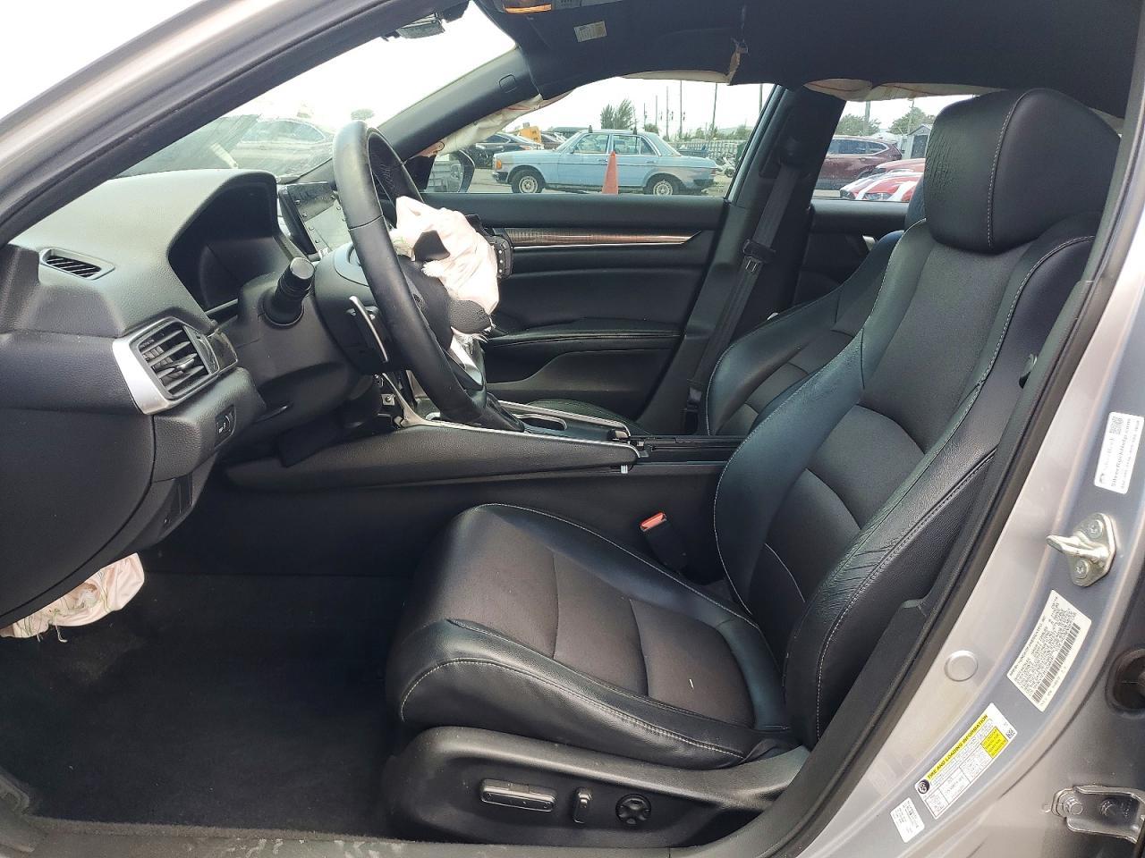 2018 HONDA ACCORD