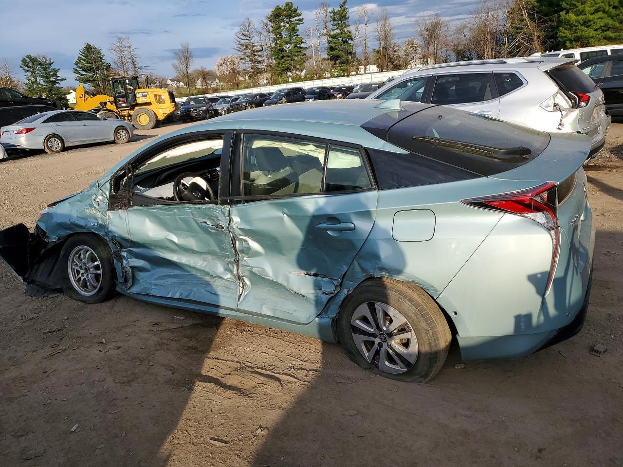2018 TOYOTA PRIUS
