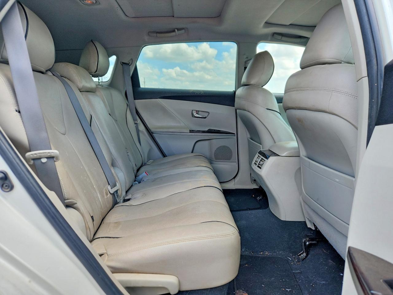 2010 TOYOTA VENZA